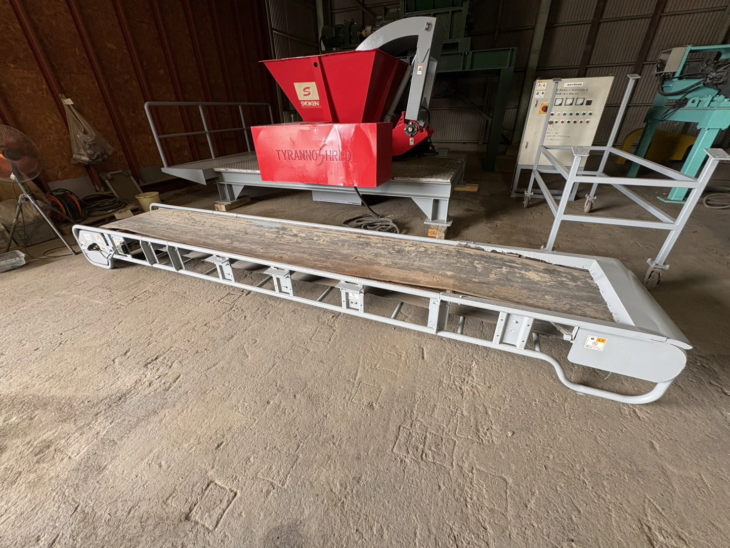 ＜SHOKEN/商研＞プッシャー付き二軸破砕機　TS3280P　30kW（15kW×2基） - 画像8