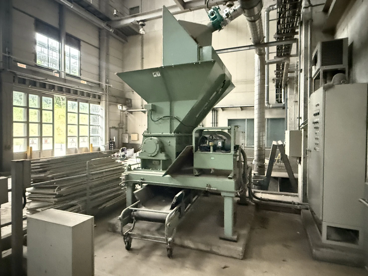 ＜西邦機工＞万能一軸破砕機 SC-50 自動反転機能付　37kW - 画像7