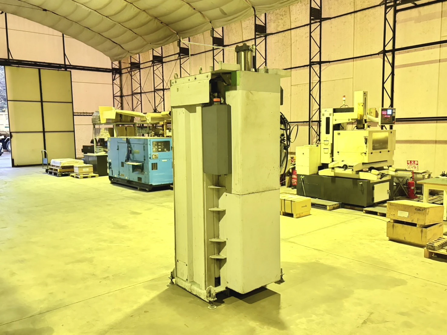 ＜大阪NED＞圧縮梱包機 減容丸 MP-600PET ４本縦結束　3.7kW　投入口サイズW590×H350mm - 画像4