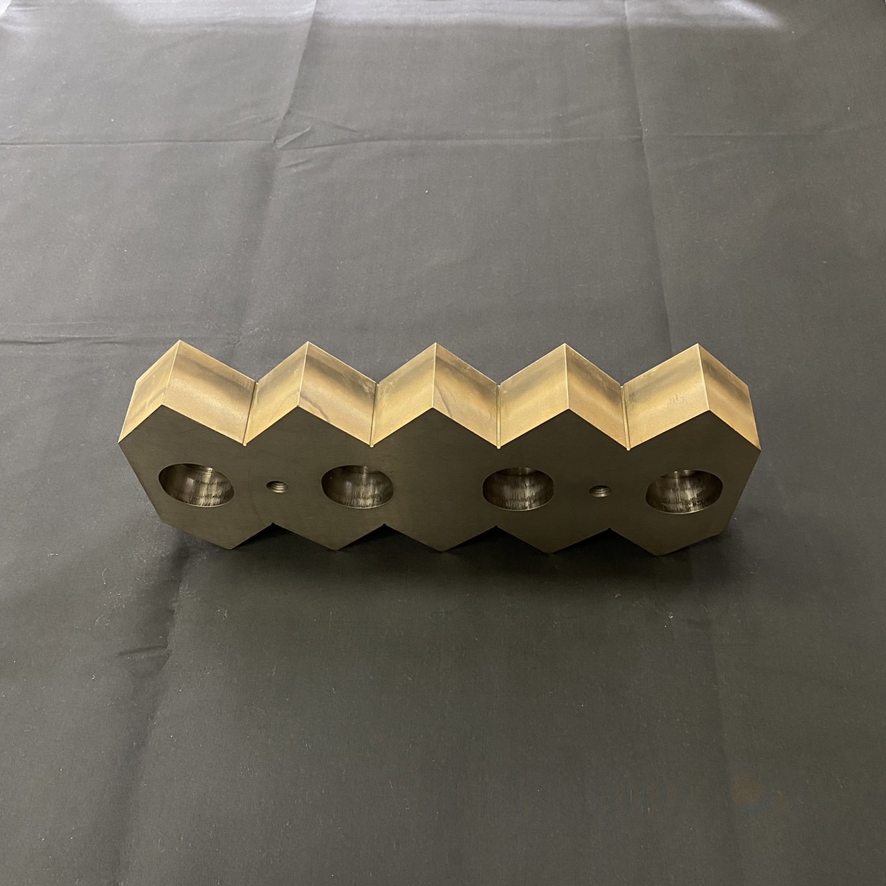 プッシャー式破砕機用固定刃 (両刃)  - 製品写真3