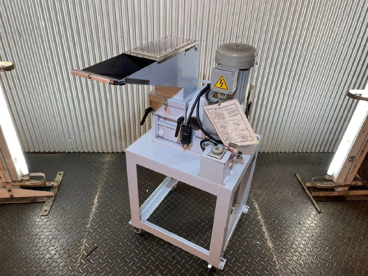＜HARMO/ハーモ＞グランカッター 粒断機 SPC-200 キャスター付①