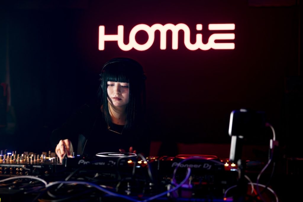 NICOLE MOUDABER
