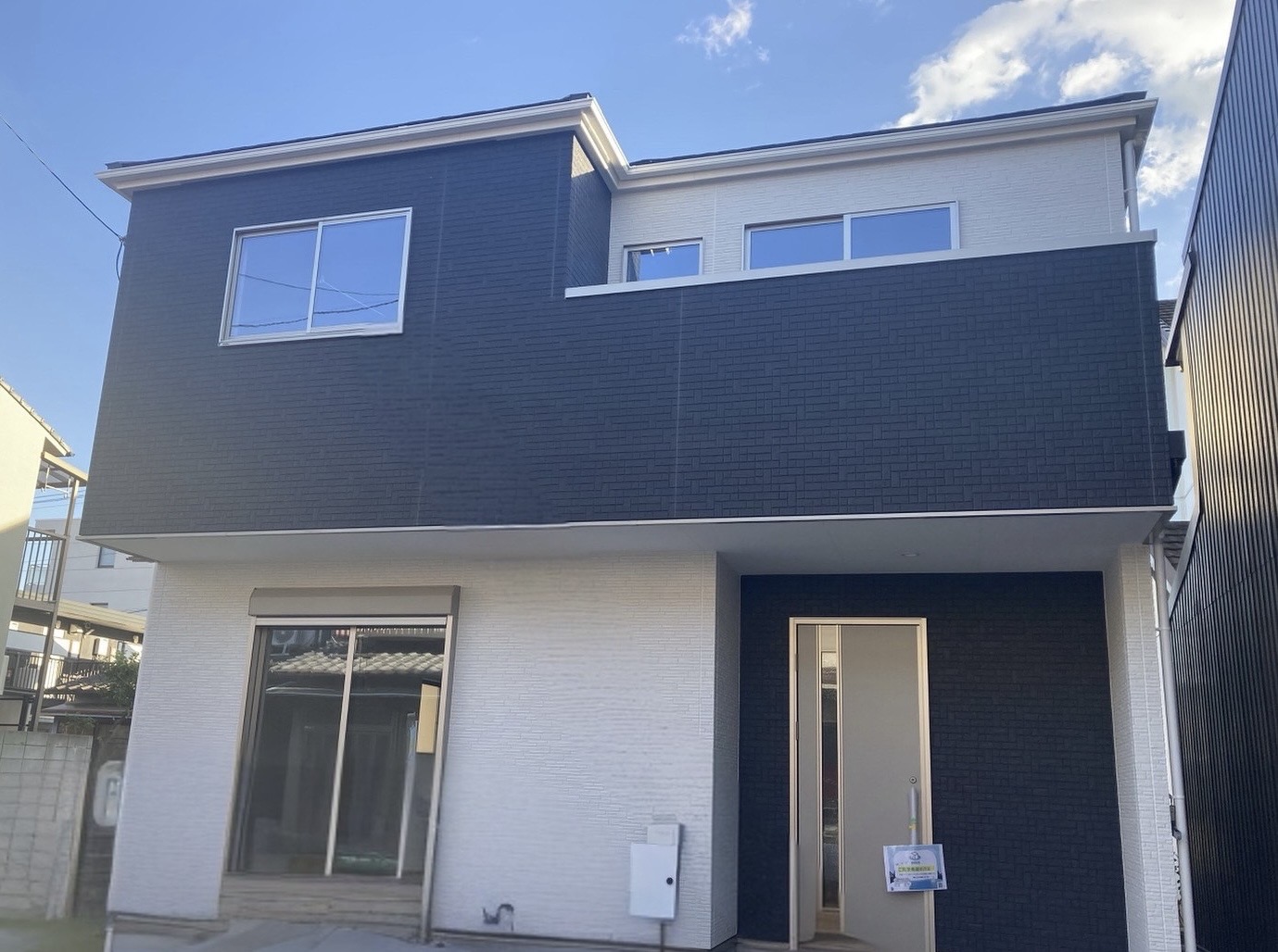 LDK20帖利便性抜群の新築戸建