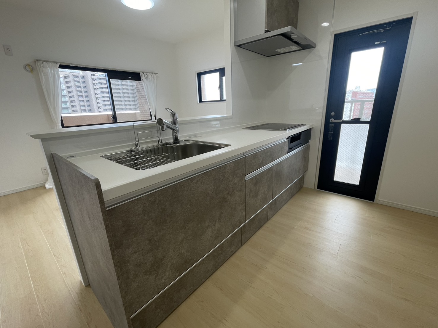 眺望良好！リフォーム済３LDK角部屋の画像4