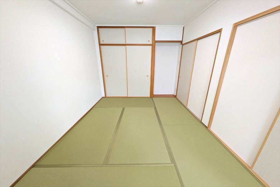 スーパー目の前！リフォーム済３LDKの画像9