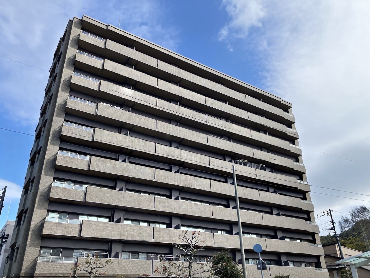 アルファステイツ宇多津駅前の画像1