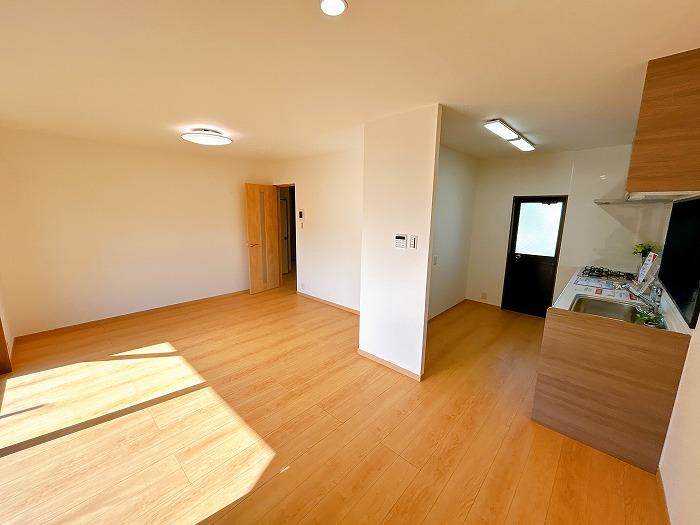 好立地　リフォーム済４LDK　戸建の画像2