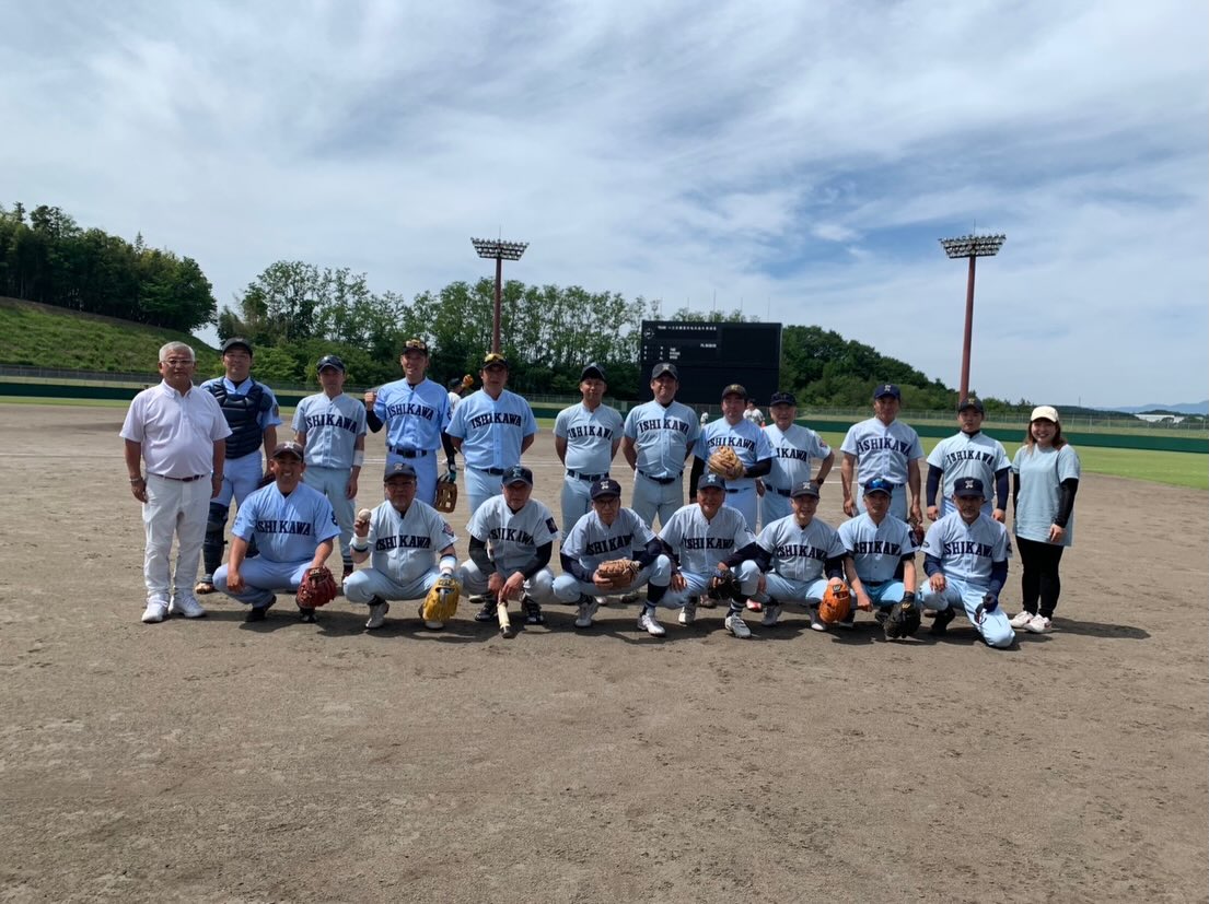 学法石川高等学校野球部OBの集合写真