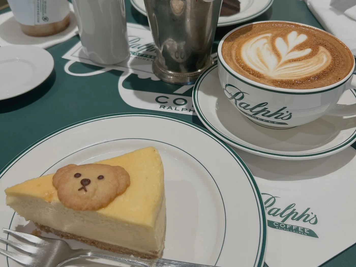 チーズケーキ