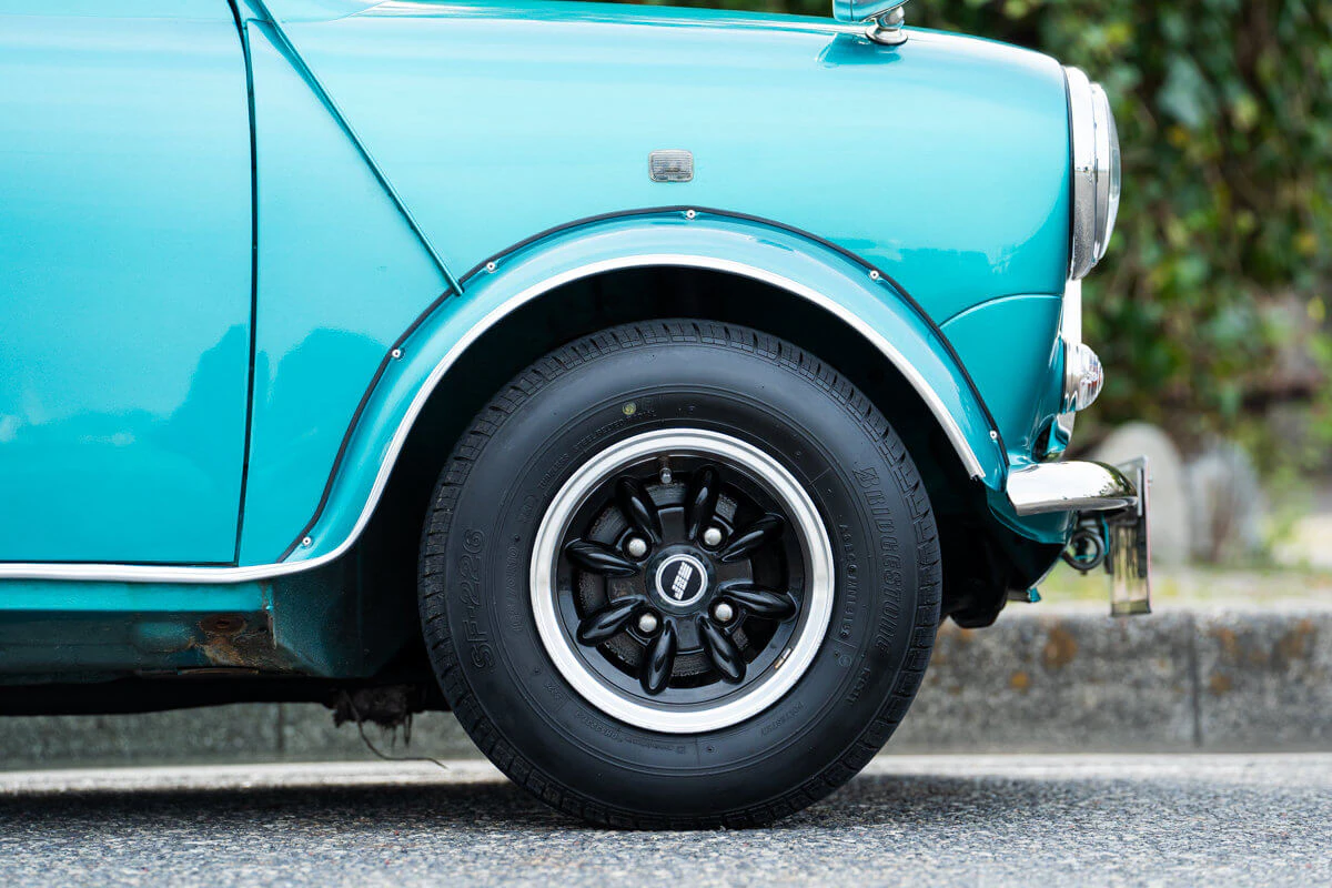 Rover Mini LHD Kingfisher Blue