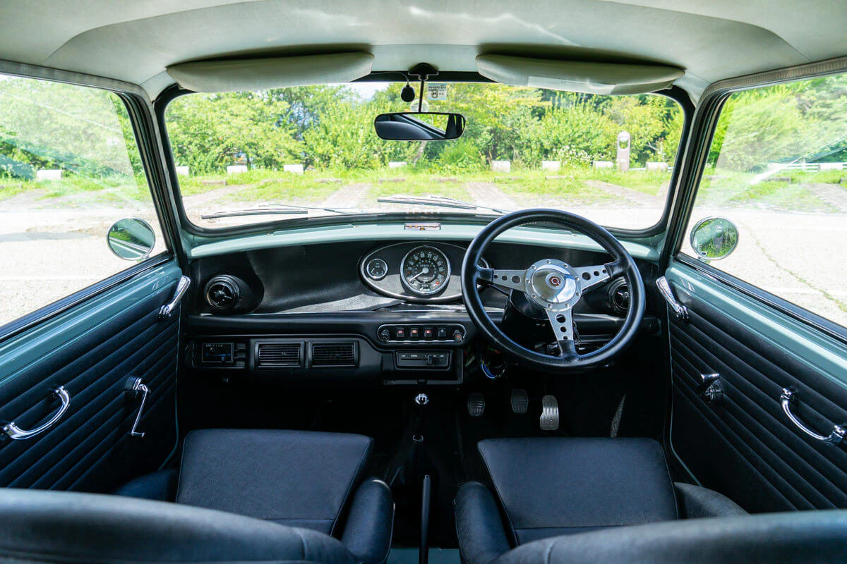rover mini 1000 boys racer