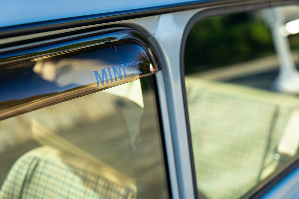 rover mini mayfair