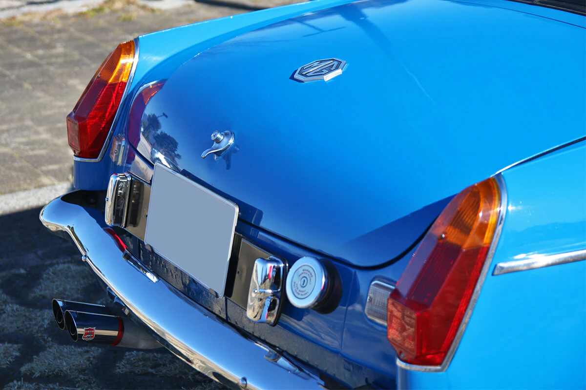 MG-B Blue