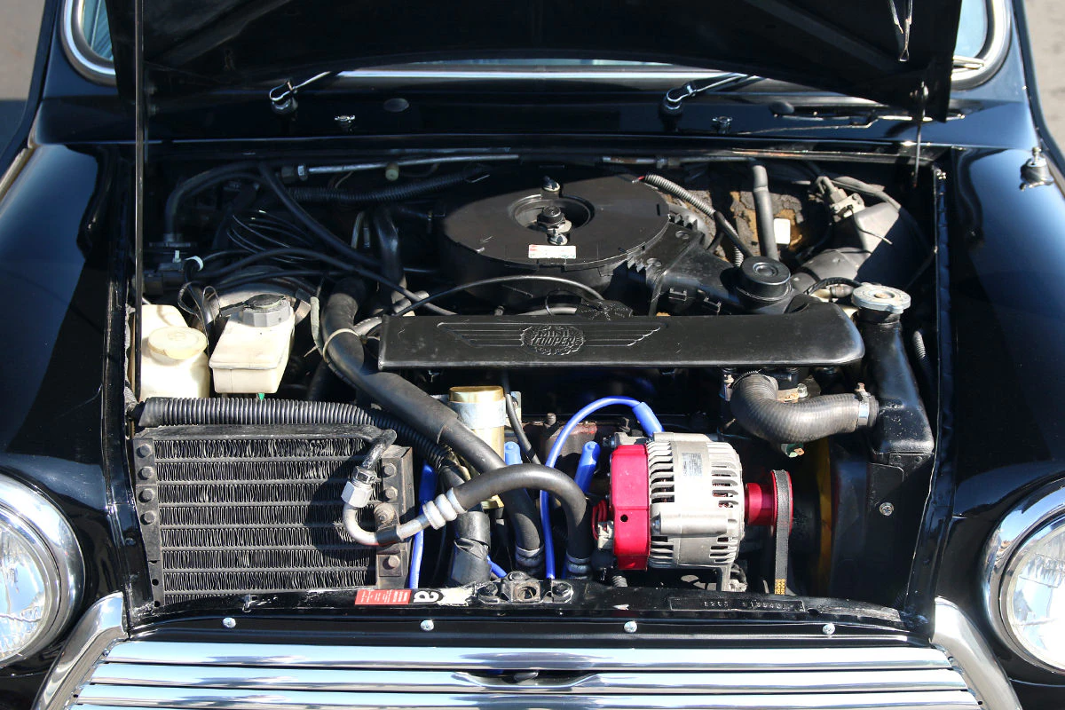 Rover Mini Cooper 1.3 Carburetor Sports Pack Specification
