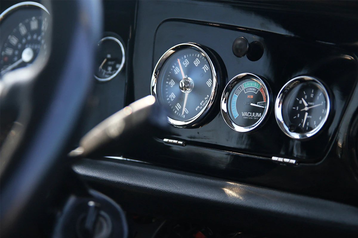 Rover Mini Cooper 1.3 Carburetor Sports Pack Specification
