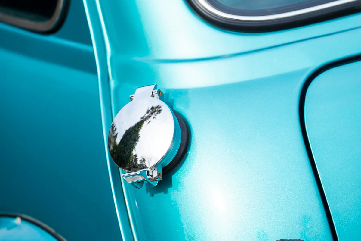 Rover Mini LHD Kingfisher Blue