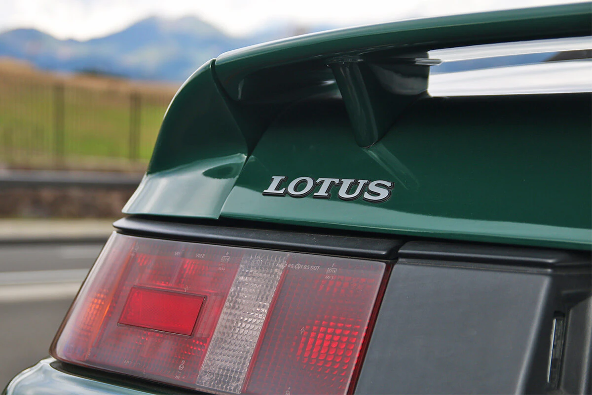 Lotus Elan SE