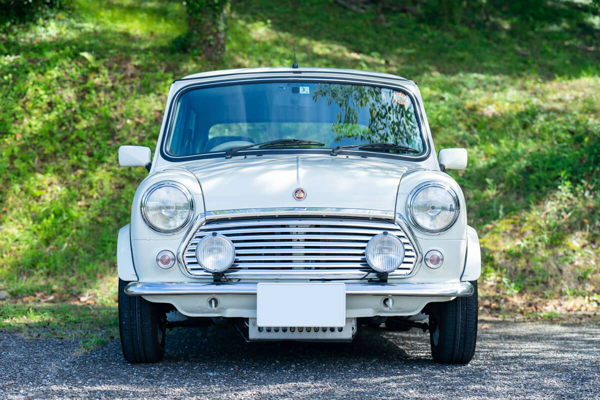 Rover Mini 40th Anniversary AT Old English White