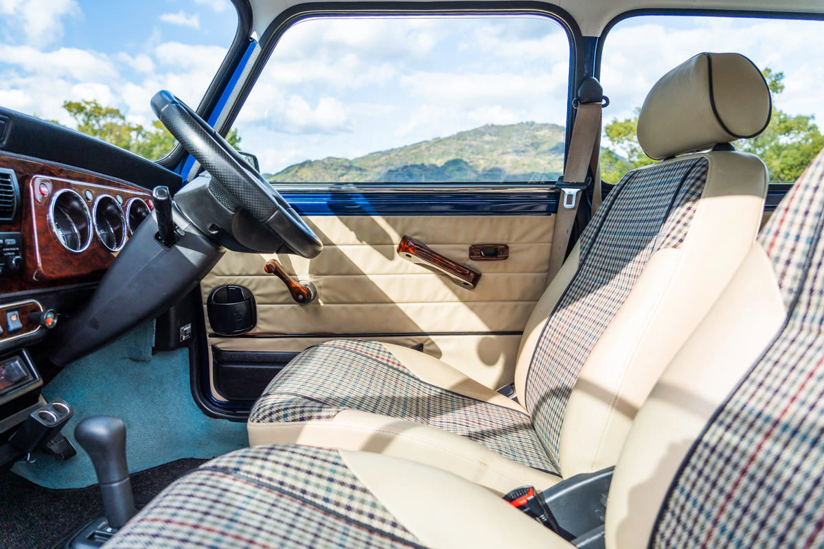 rover mini mayfair