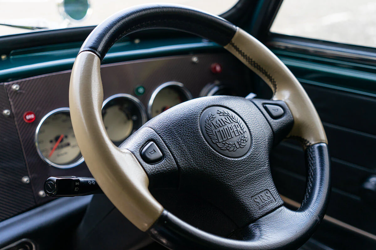 rover mini cooper 1.3i racing green