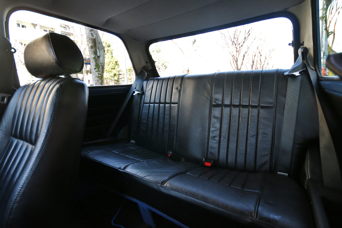 Rover Mini Cooper 1.3i custom specification