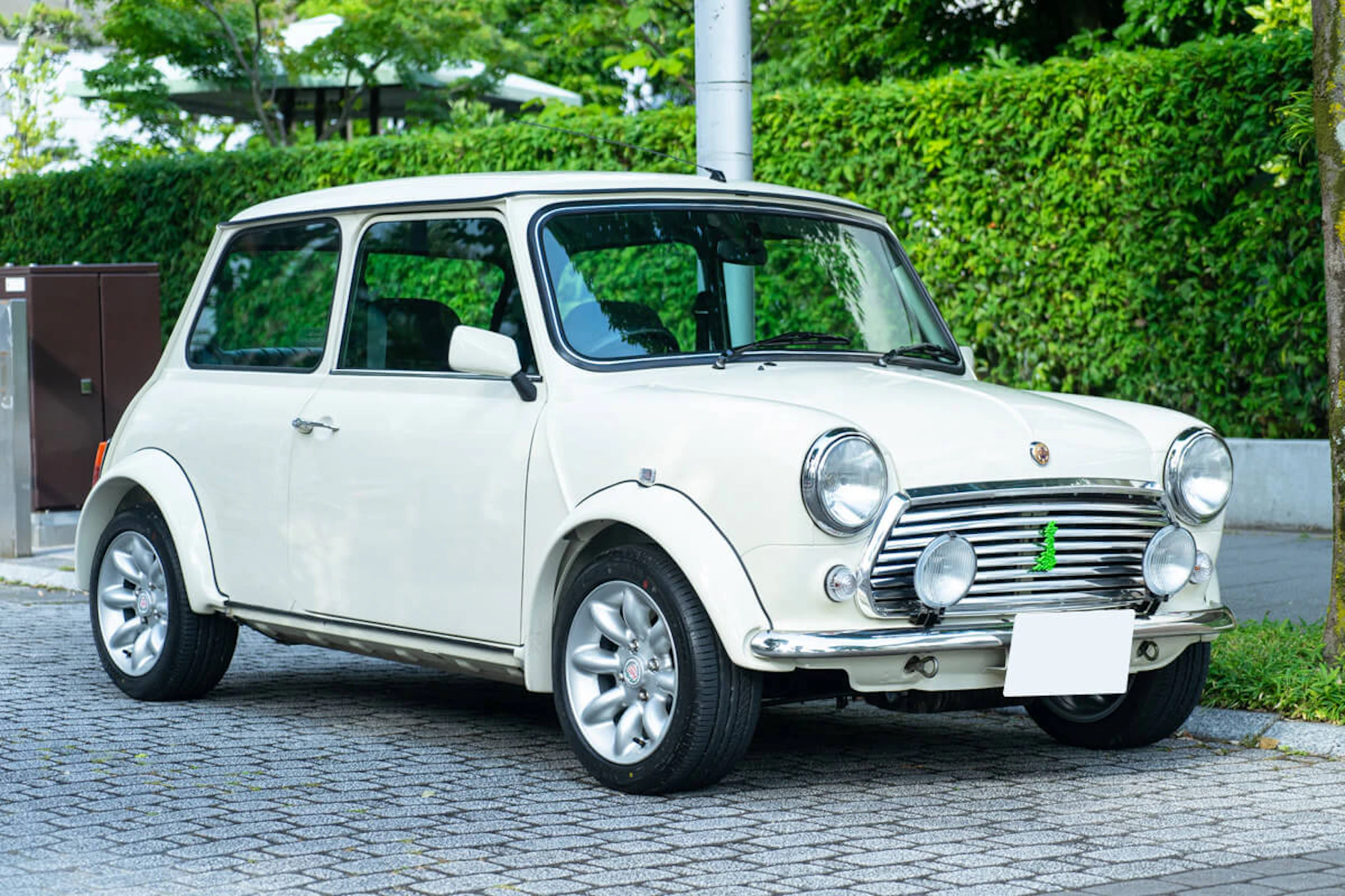 rover mini paul smith white