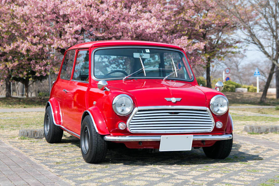 Rover Mini 1.3i Boys Racer Specification