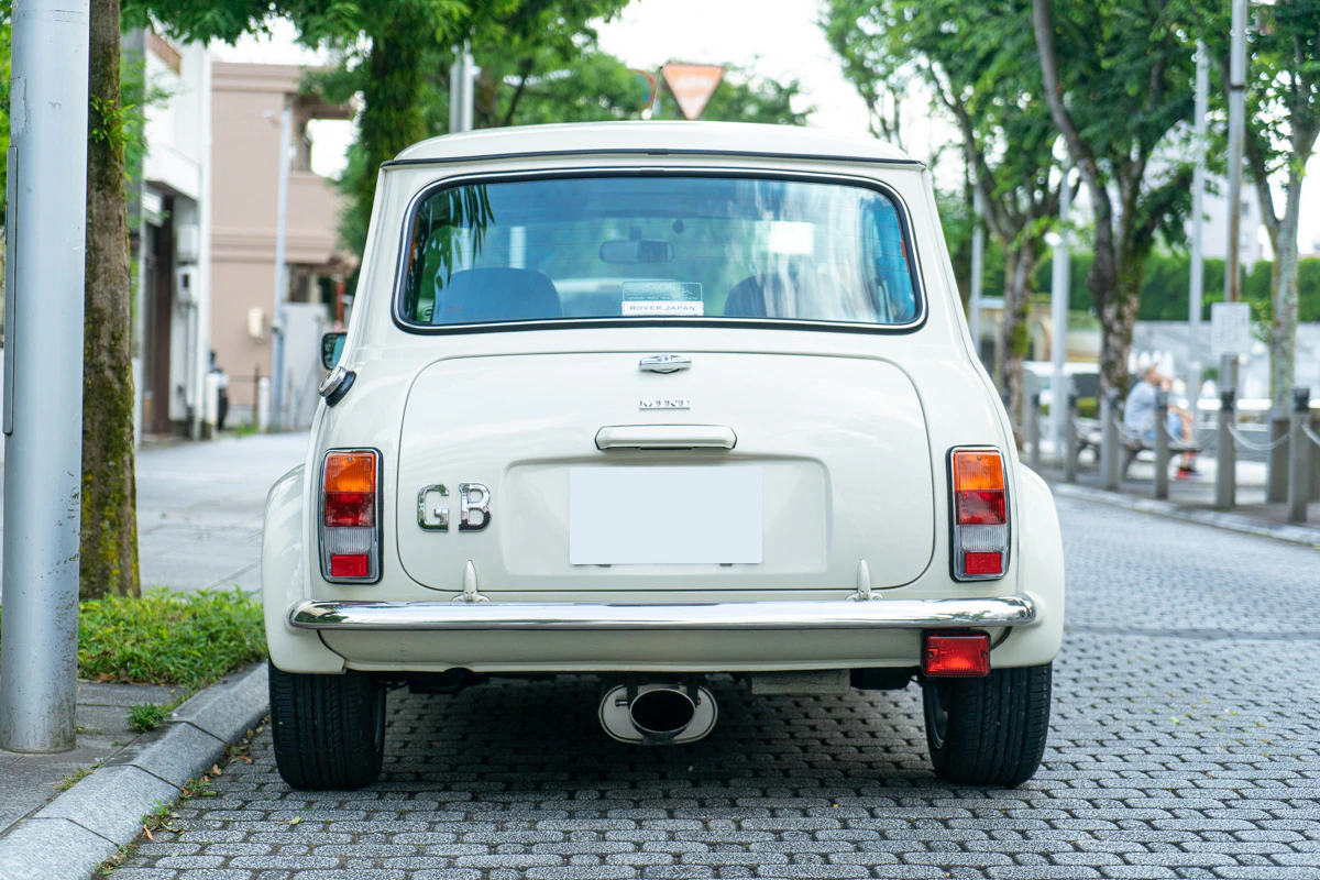 rover mini paul smith white
