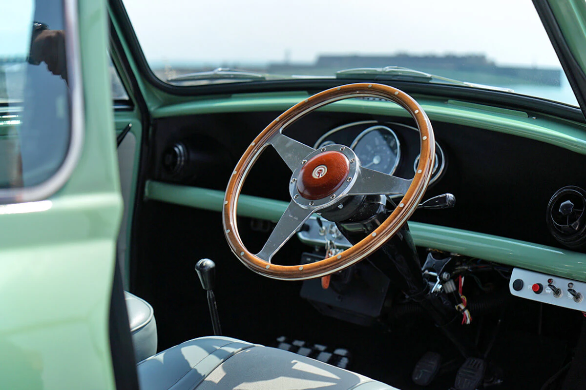 Mini 1000 Austin Cooper Mk1 specifications