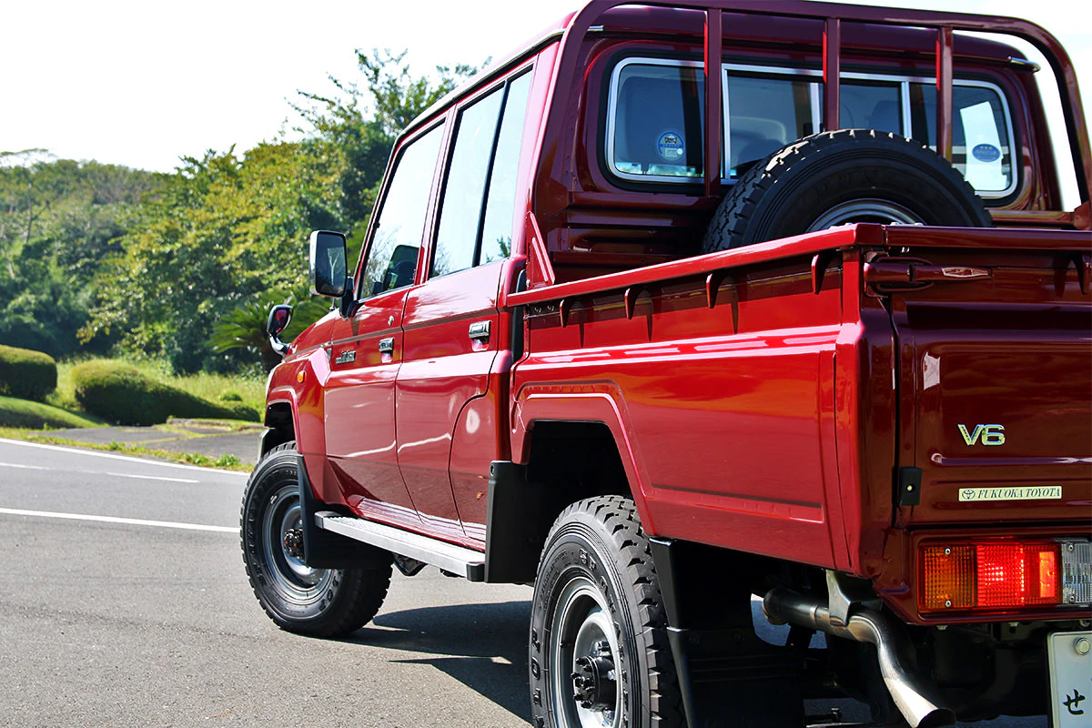 Toyota Land Cruiser 70 30th Pickup