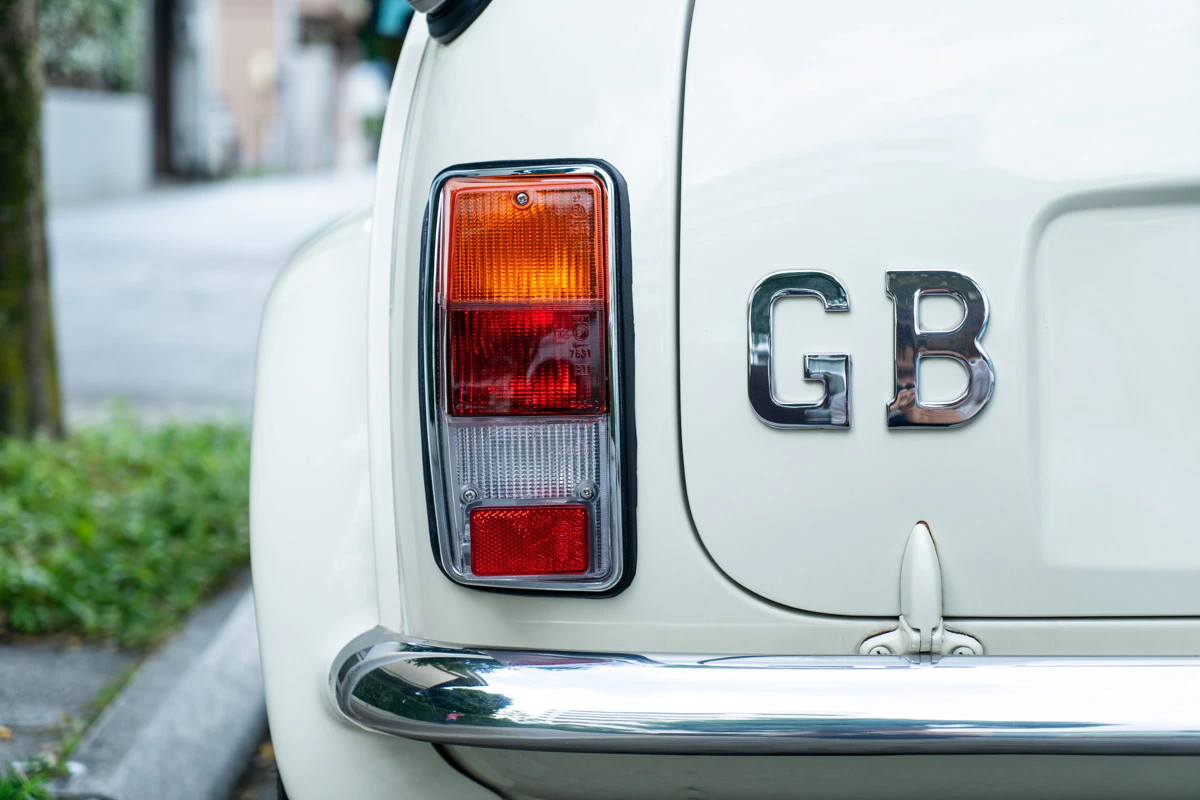 rover mini paul smith white