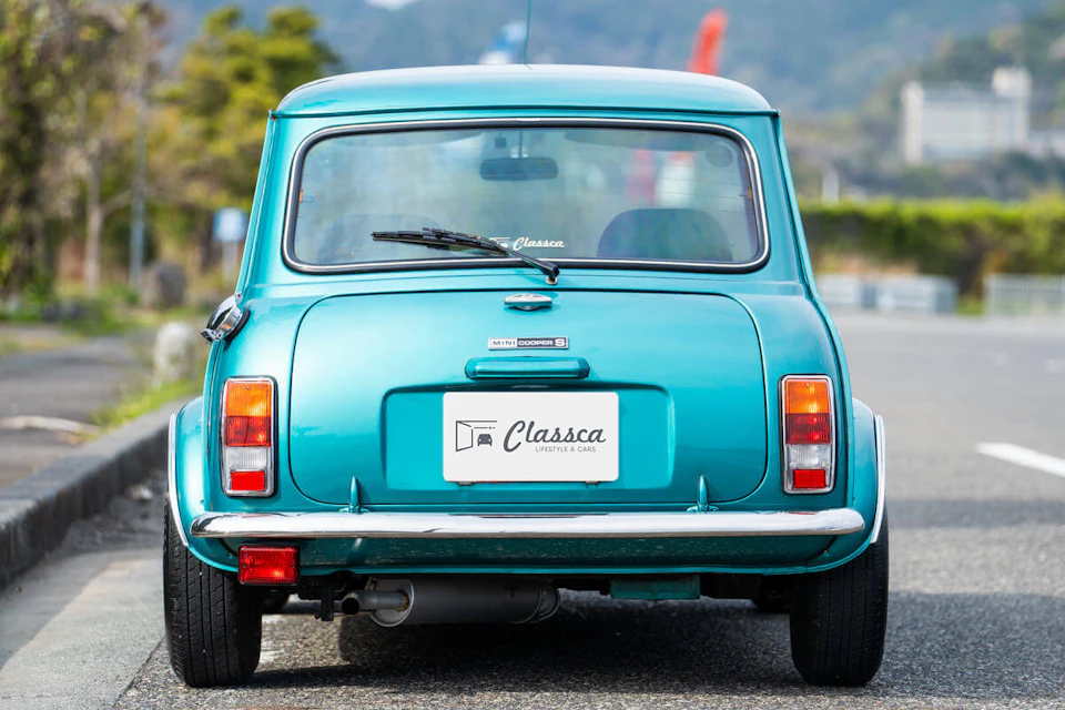 Rover Mini LHD Kingfisher Blue