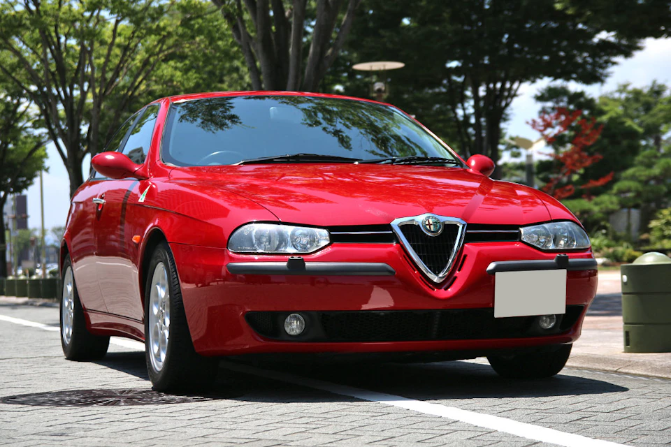 Alfa Romeo 156 “Nakamichi” audio installed