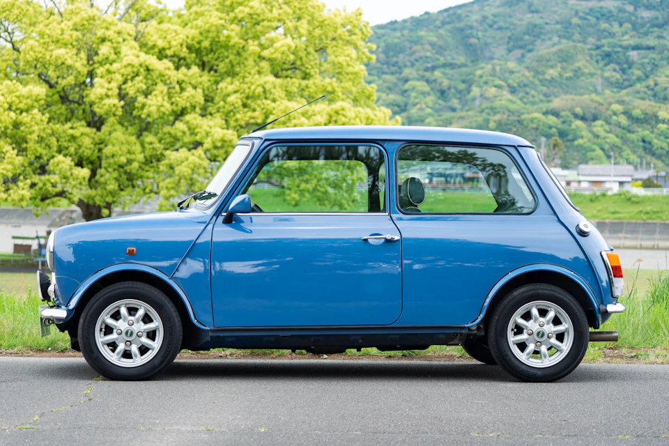 Rover Mini 40th Anniversary Island Blue