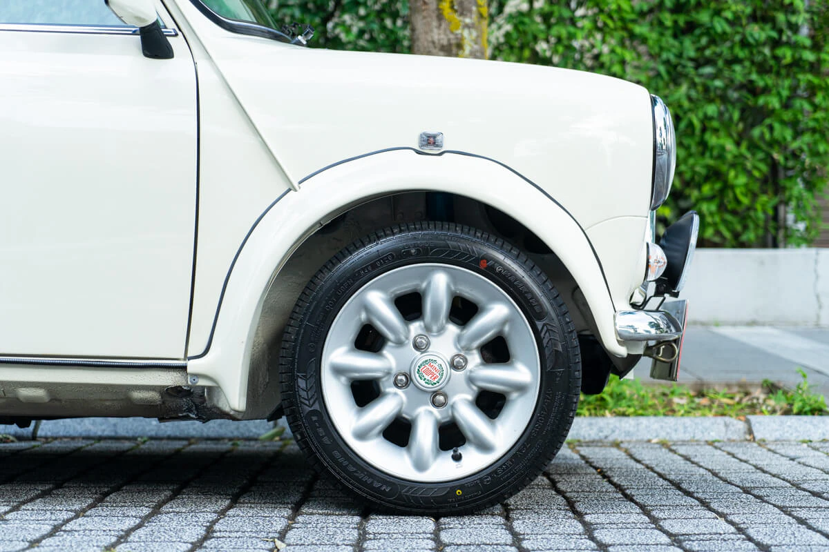 rover mini paul smith white