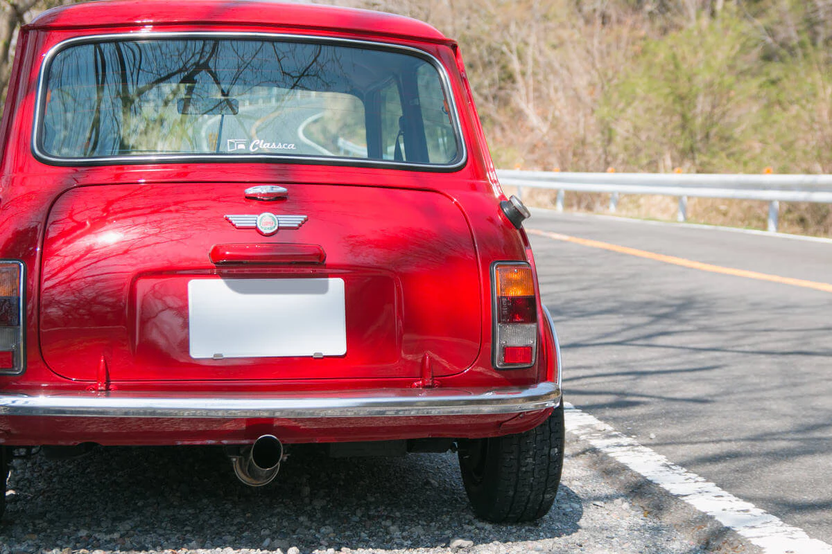 Rover Mini 1.3i Boys Racer Specification