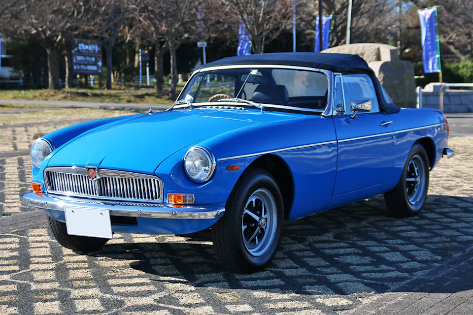 MG-B Blue