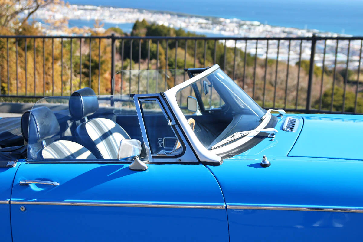 MG-B Blue