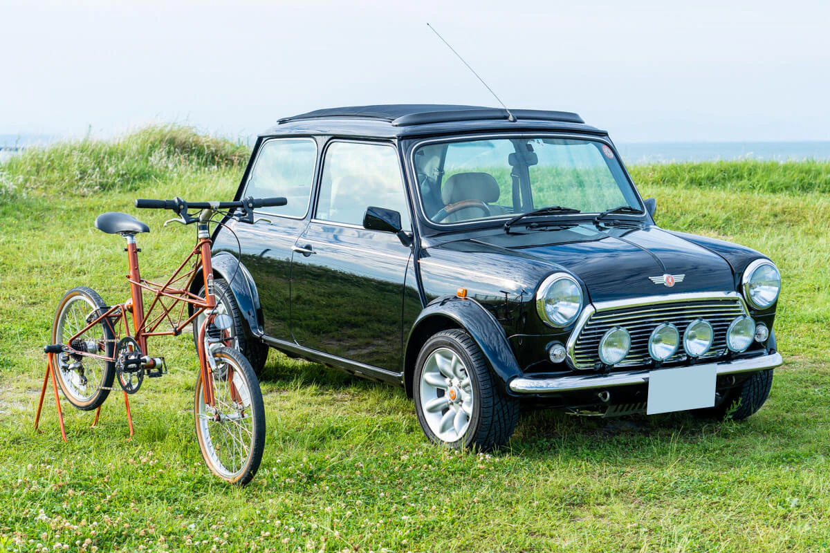 Rover Mini Knightsbridge Magazine LAPITA Limited