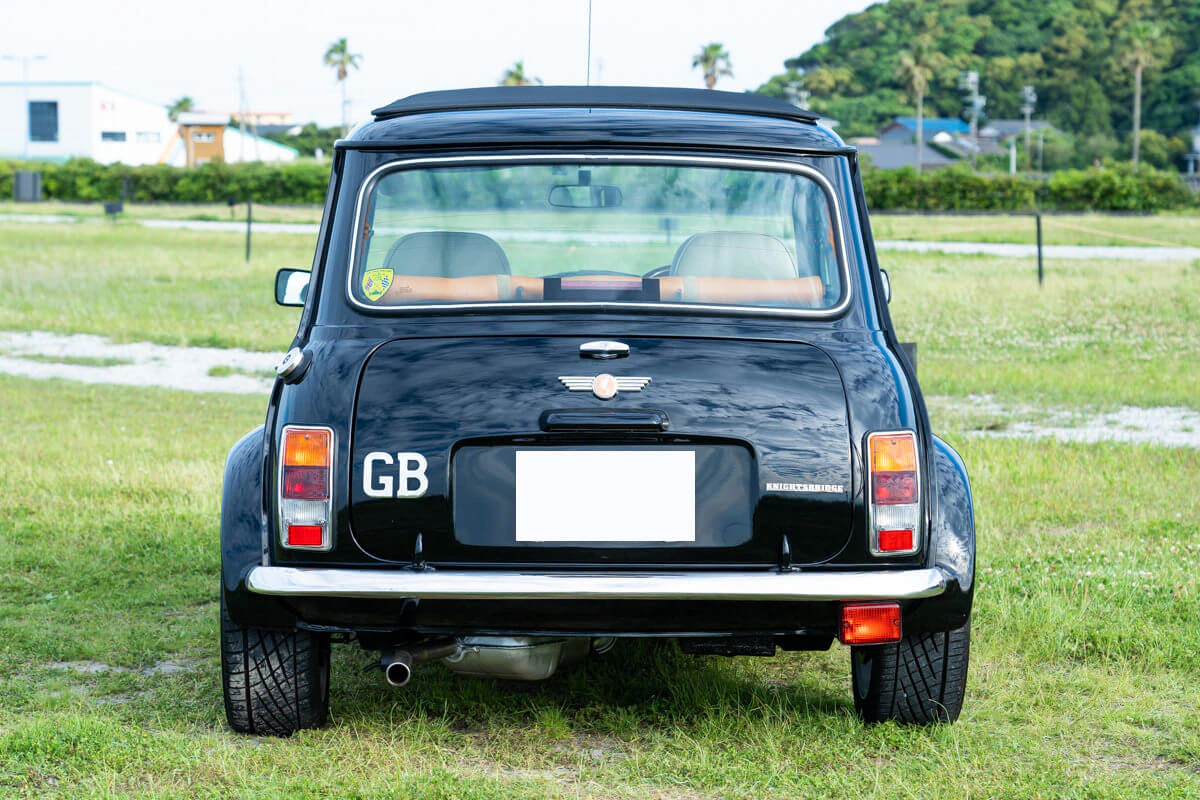 Rover Mini Knightsbridge Magazine LAPITA Limited