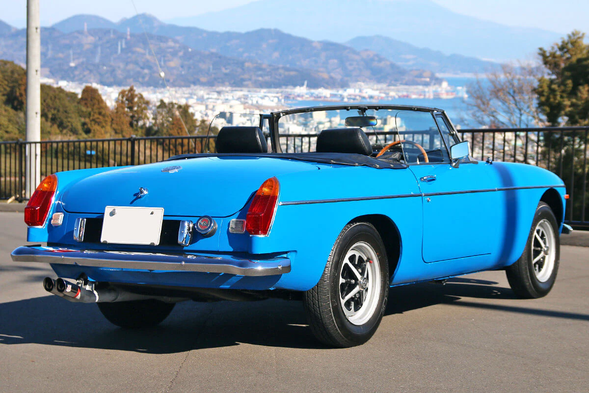 MG-B Blue