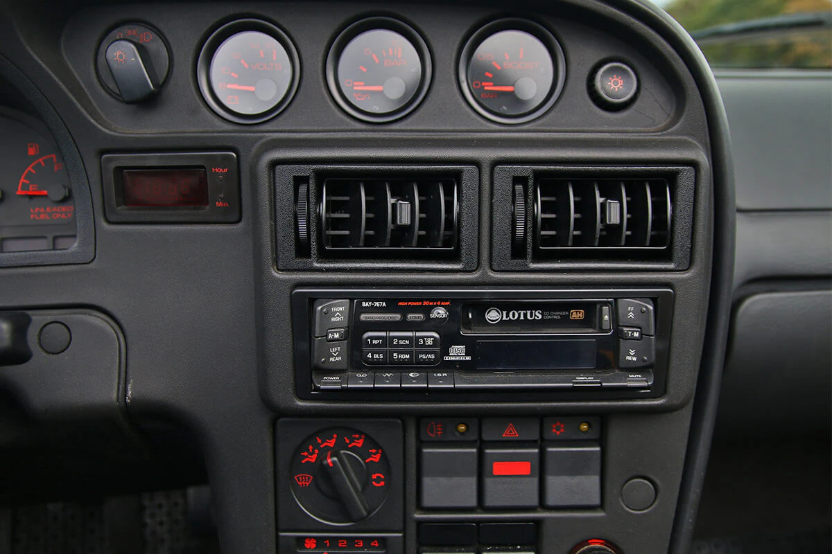 Lotus Elan SE