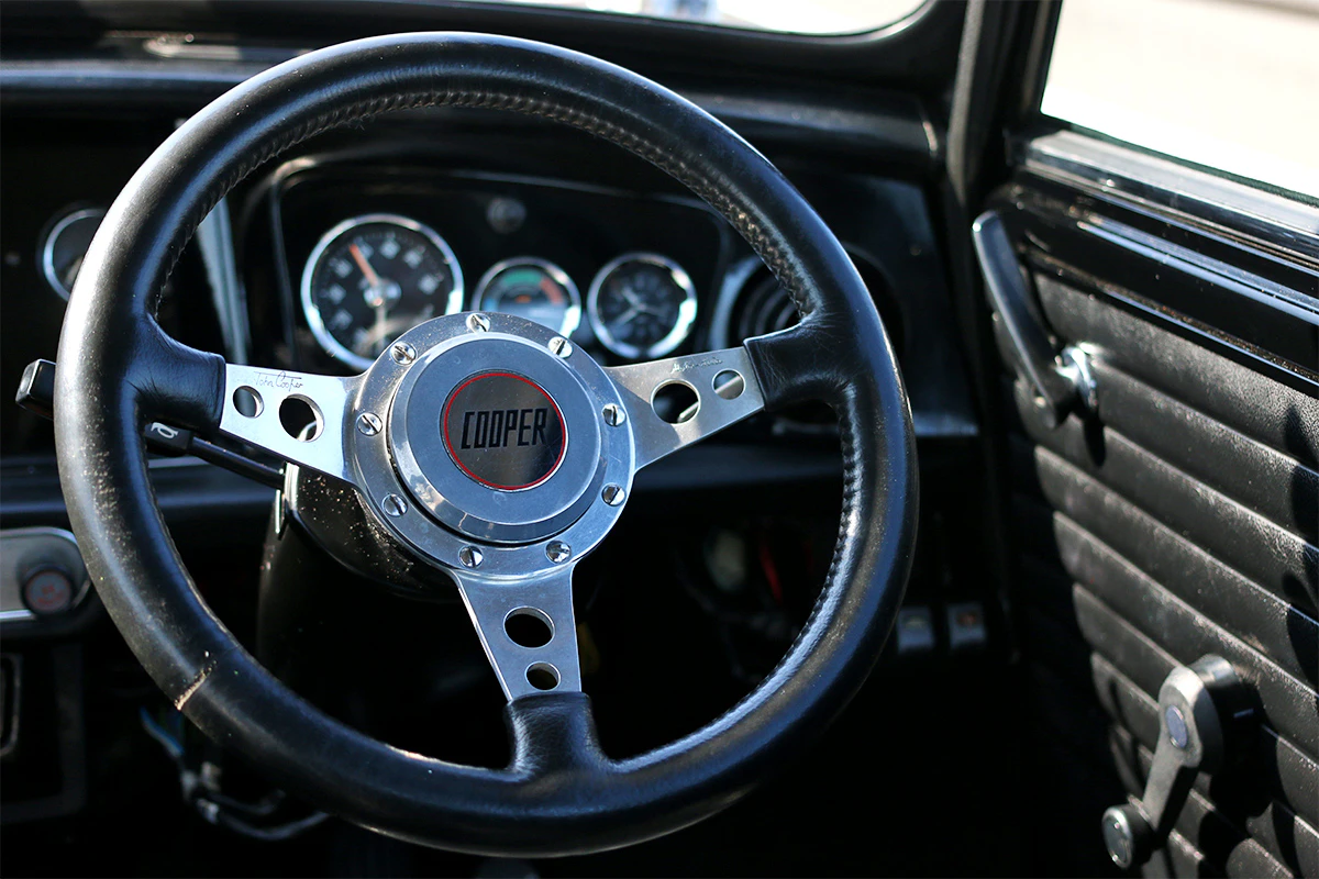 Rover Mini Cooper 1.3 Carburetor Sports Pack Specification