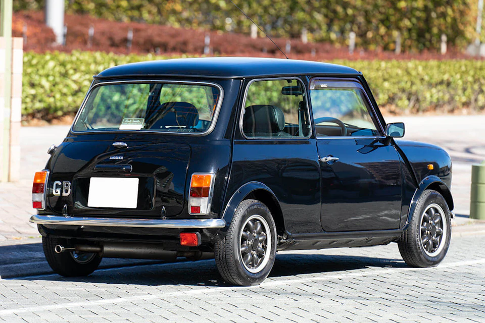 rover mini paul smith black