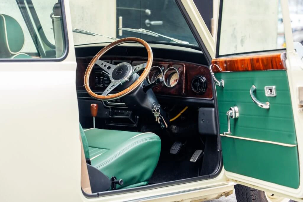 Rover Mini MK-3 Style AT
