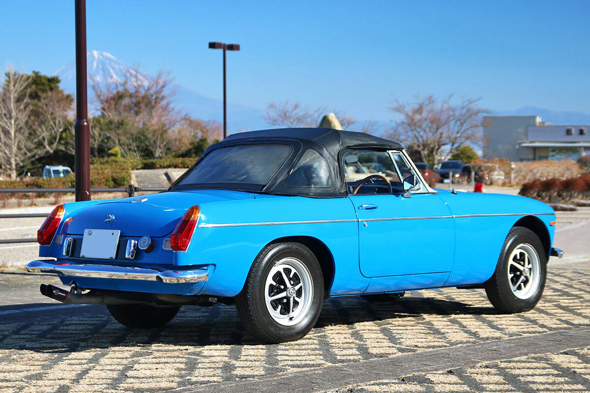 MG-B Blue