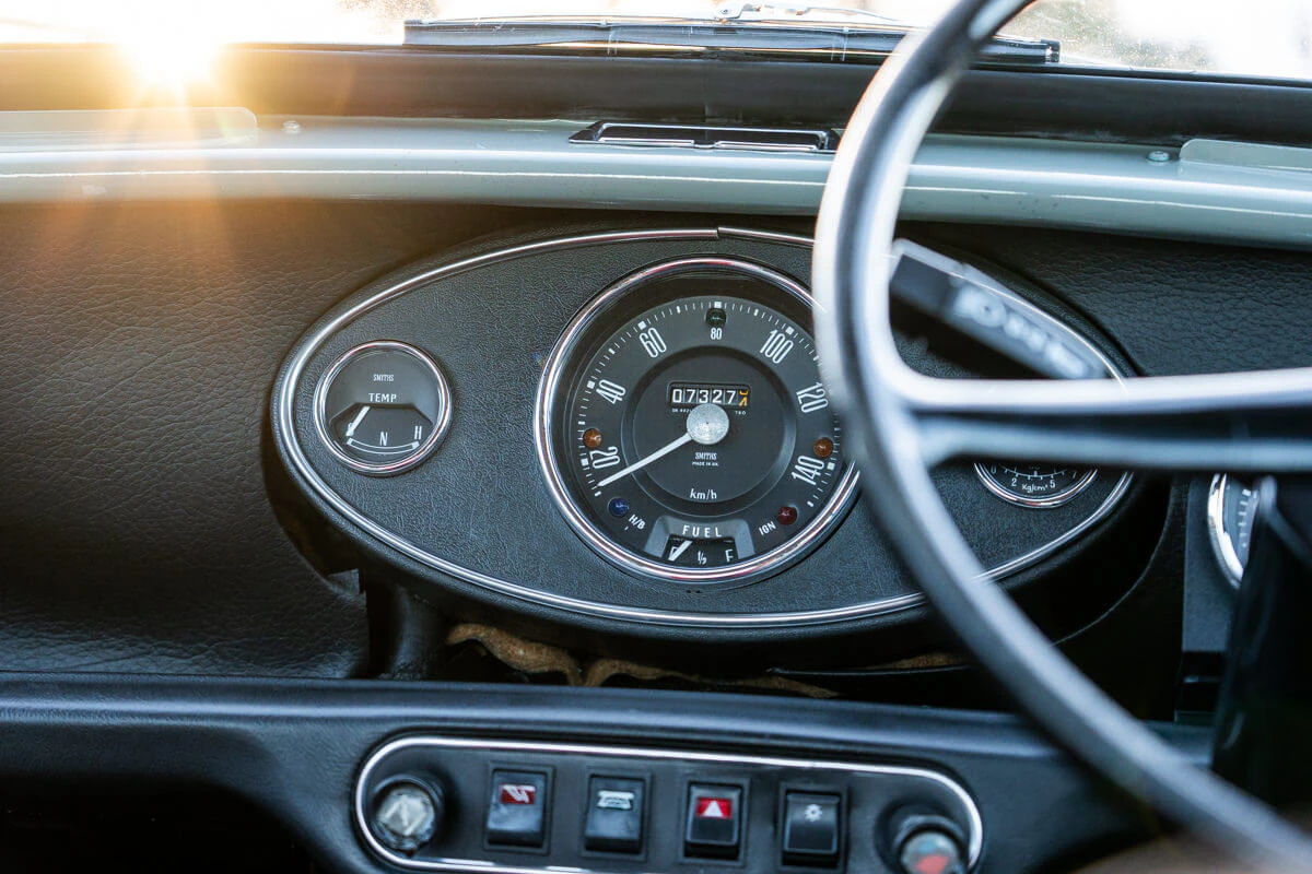 Rover Mini Cab Cooper Austin MK-1 Style