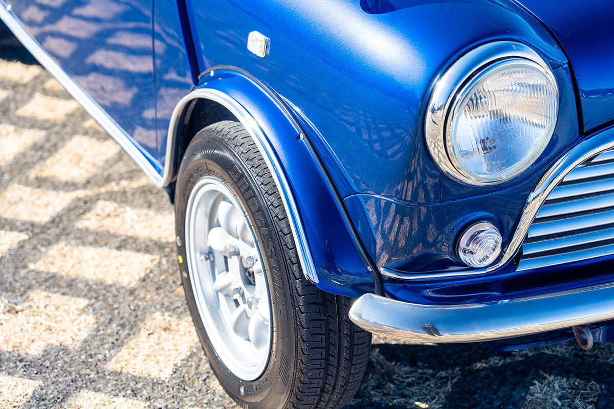 Rover Mini Cooper 1.3i Morris MK-1 Style