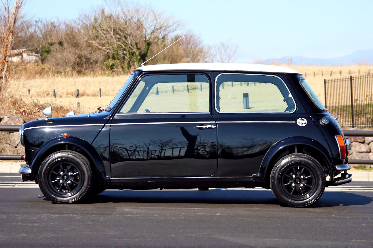 Rover Mini Cooper 1.3 Carburetor Sports Pack Specification