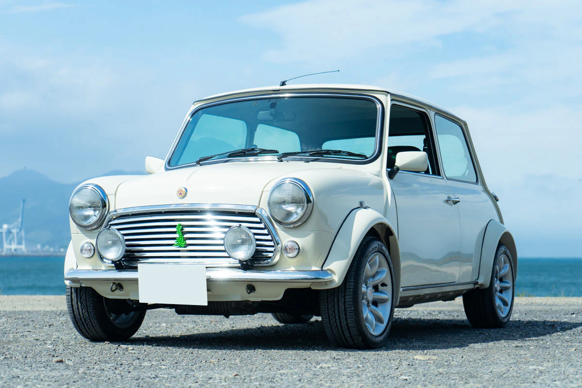 rover mini paul smith white